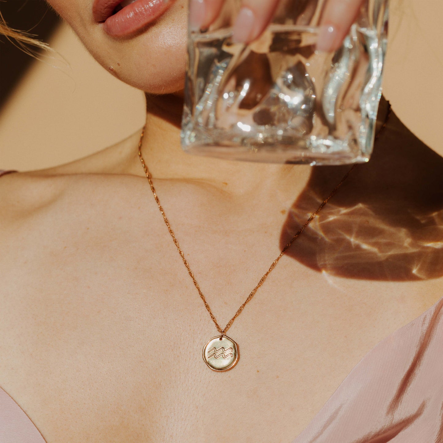 Zodiac Necklace – Aquarius Rose Gold