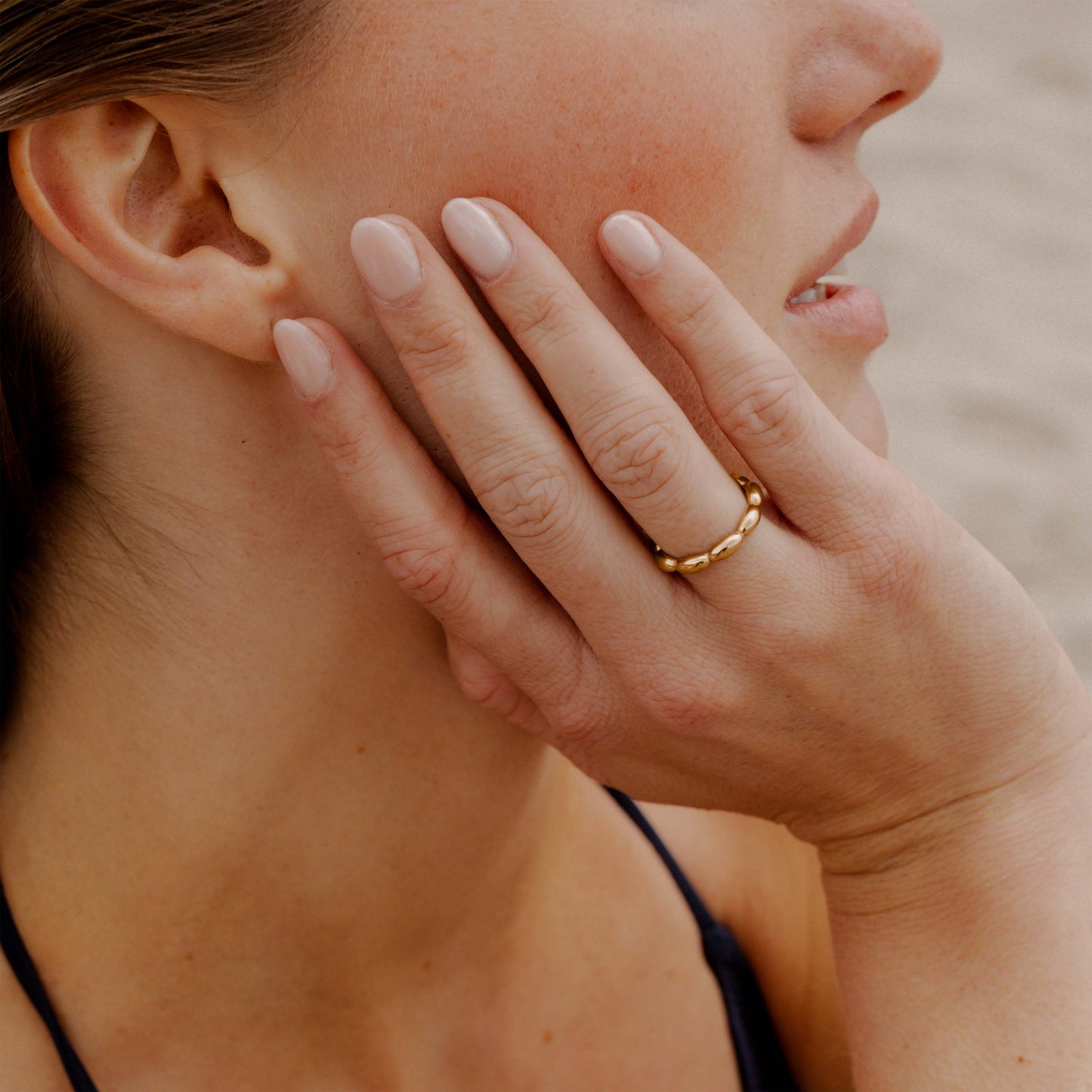 Drop in the Ocean Ring Rose Gold
