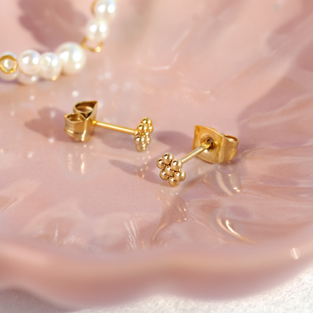 Blooming Studs Silver