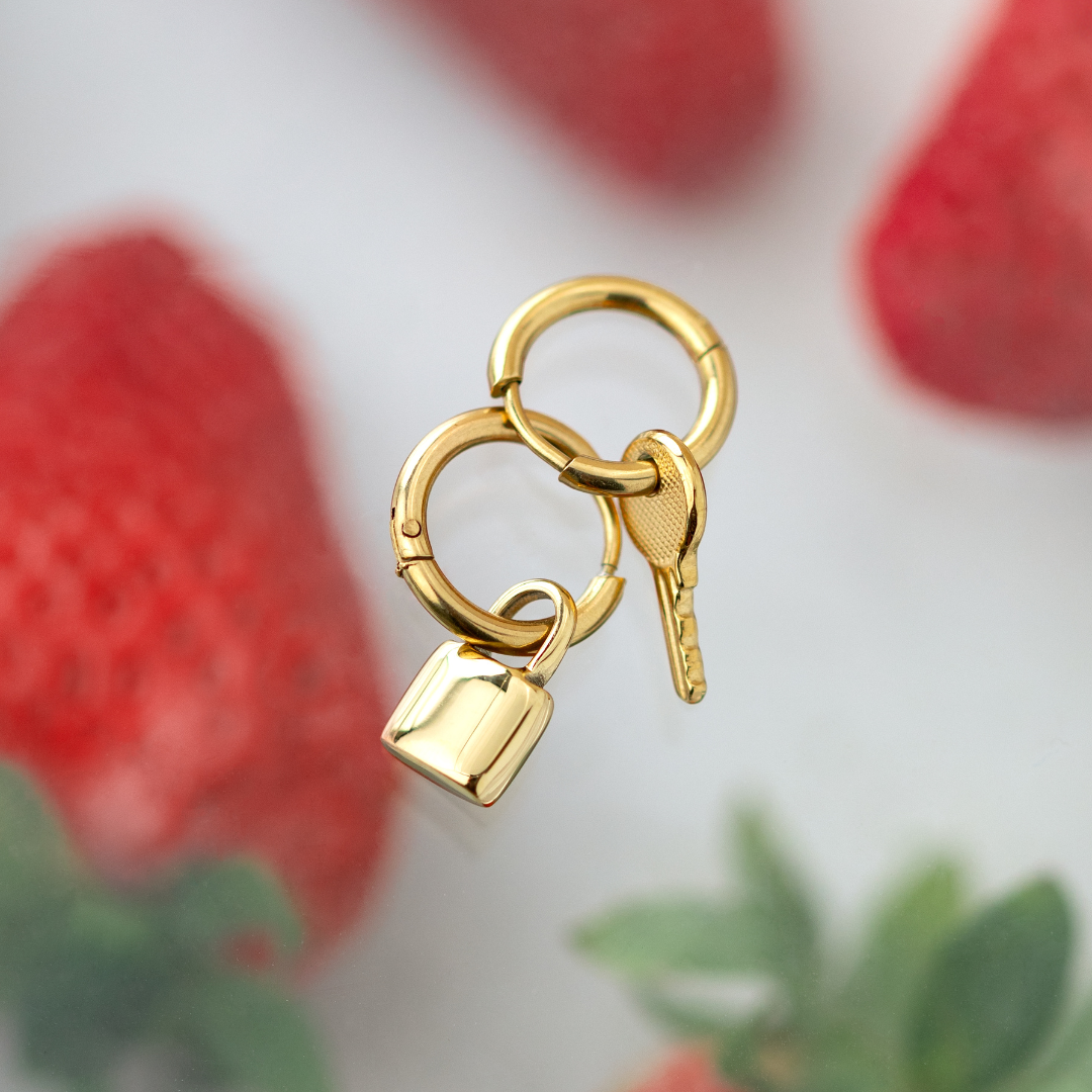 Low-key Hoop Set Small Silver