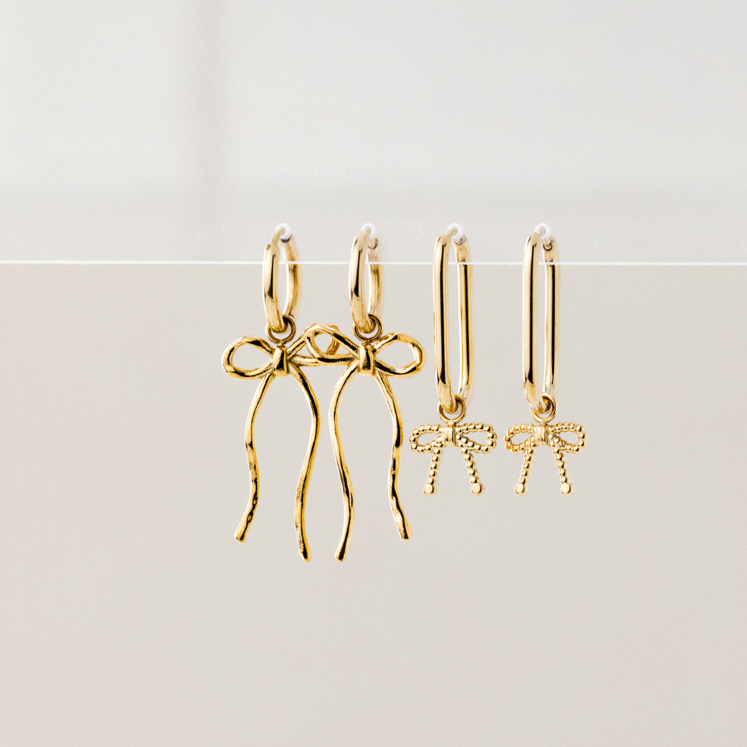 Dotted Ribbon Oval Hoop Set Small Gold