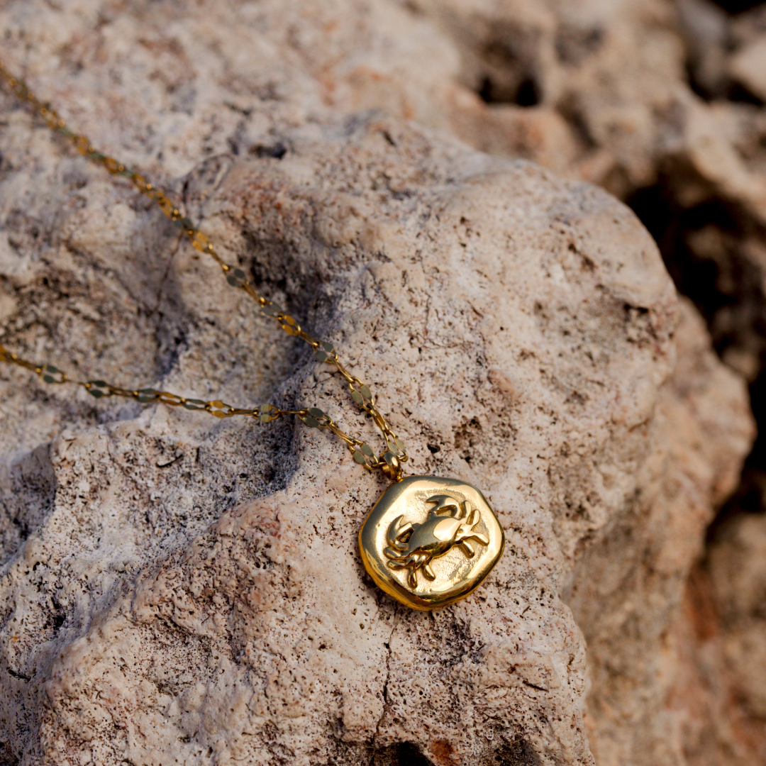 Crab Chaser Necklace Rose Gold