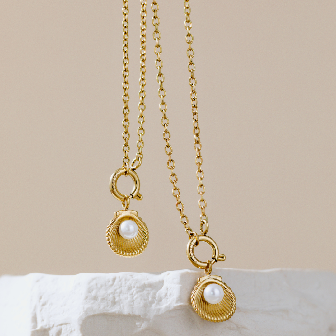 Pearly Shell Classic Chain Necklace Set Gold