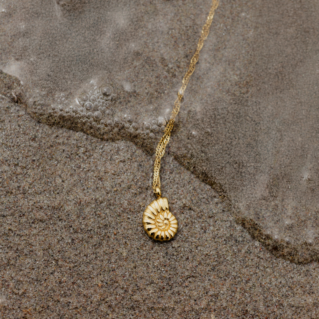 Siren's Spell Necklace Rose Gold