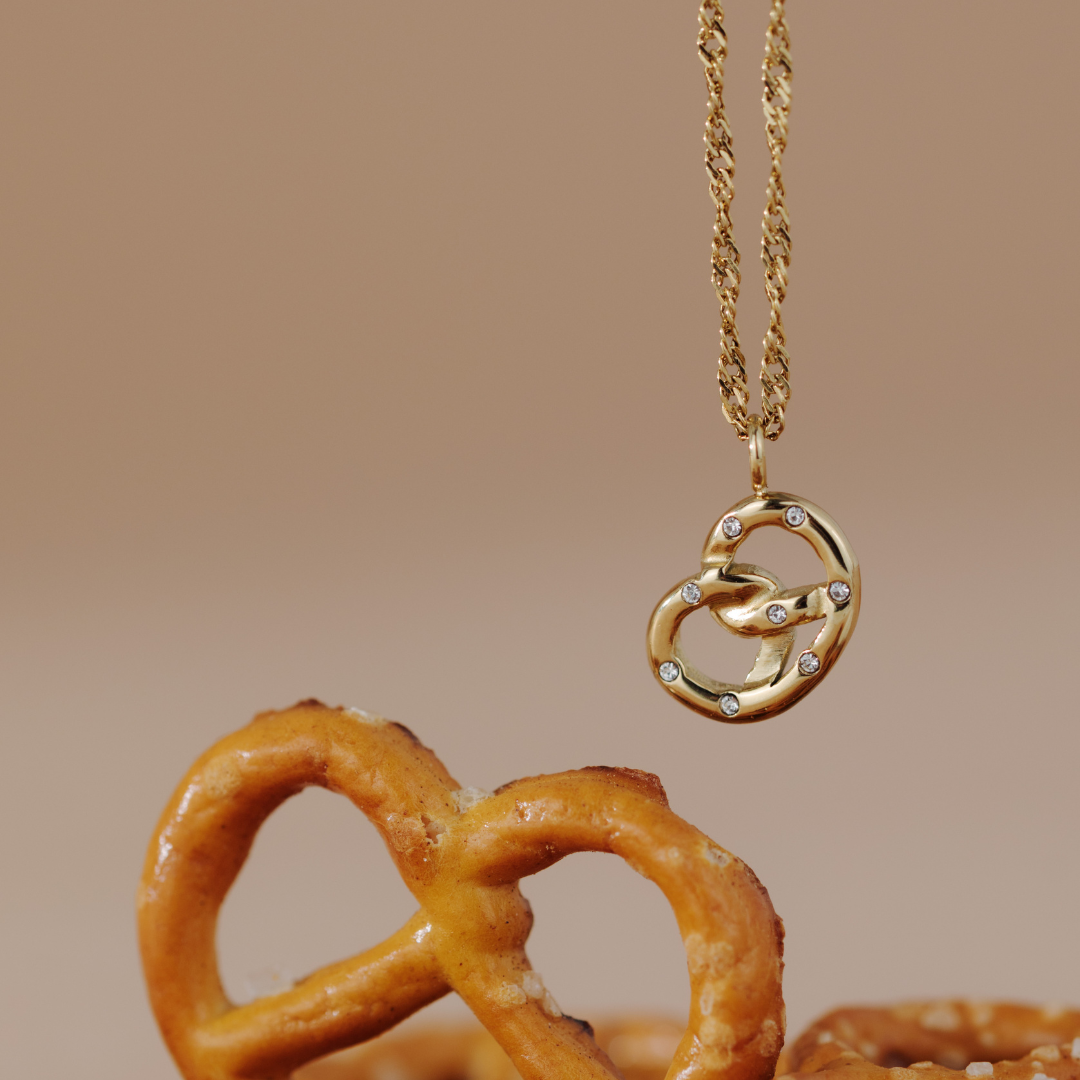 Bedazzle my Pretzel Necklace Silver