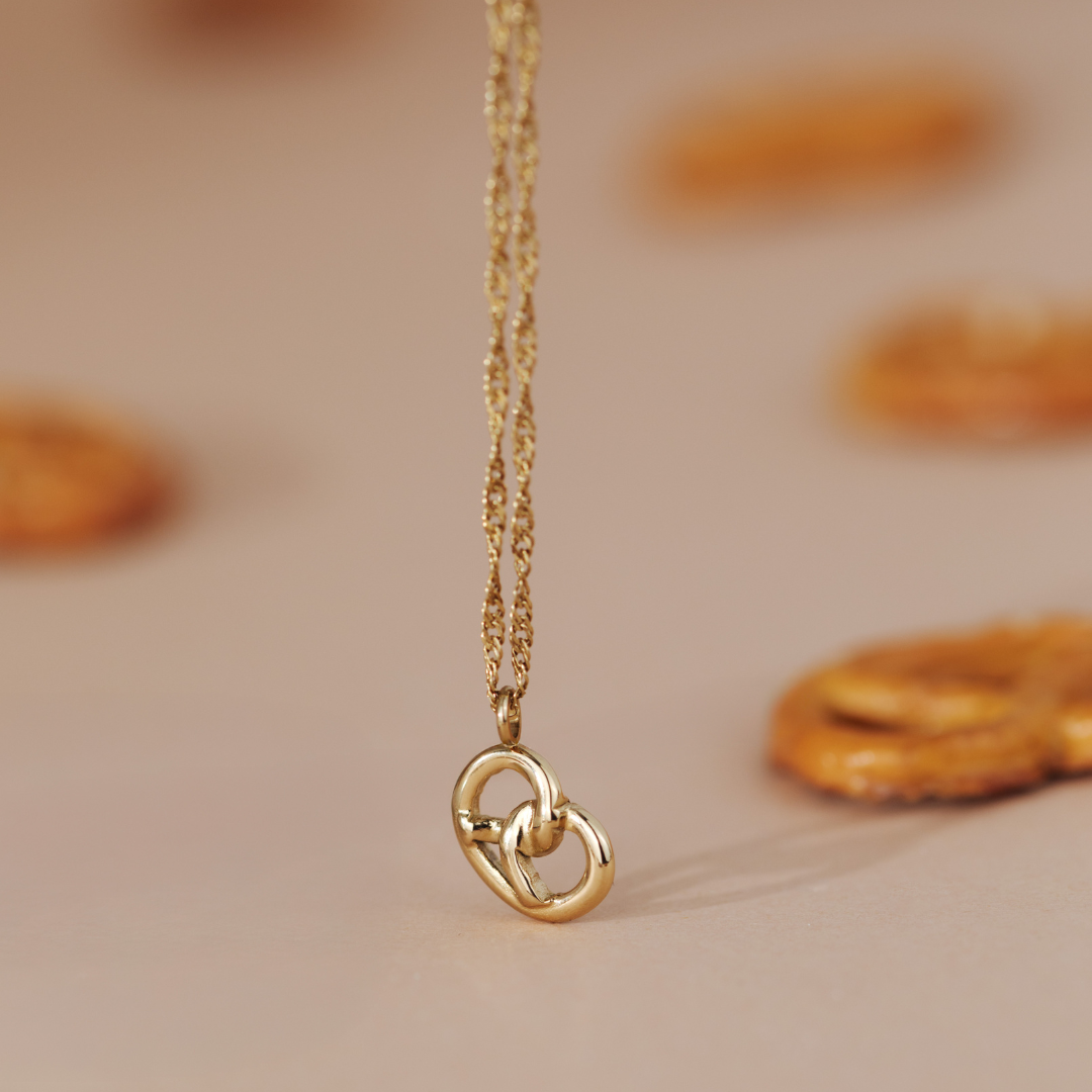 Bedazzle my Pretzel Necklace Silver