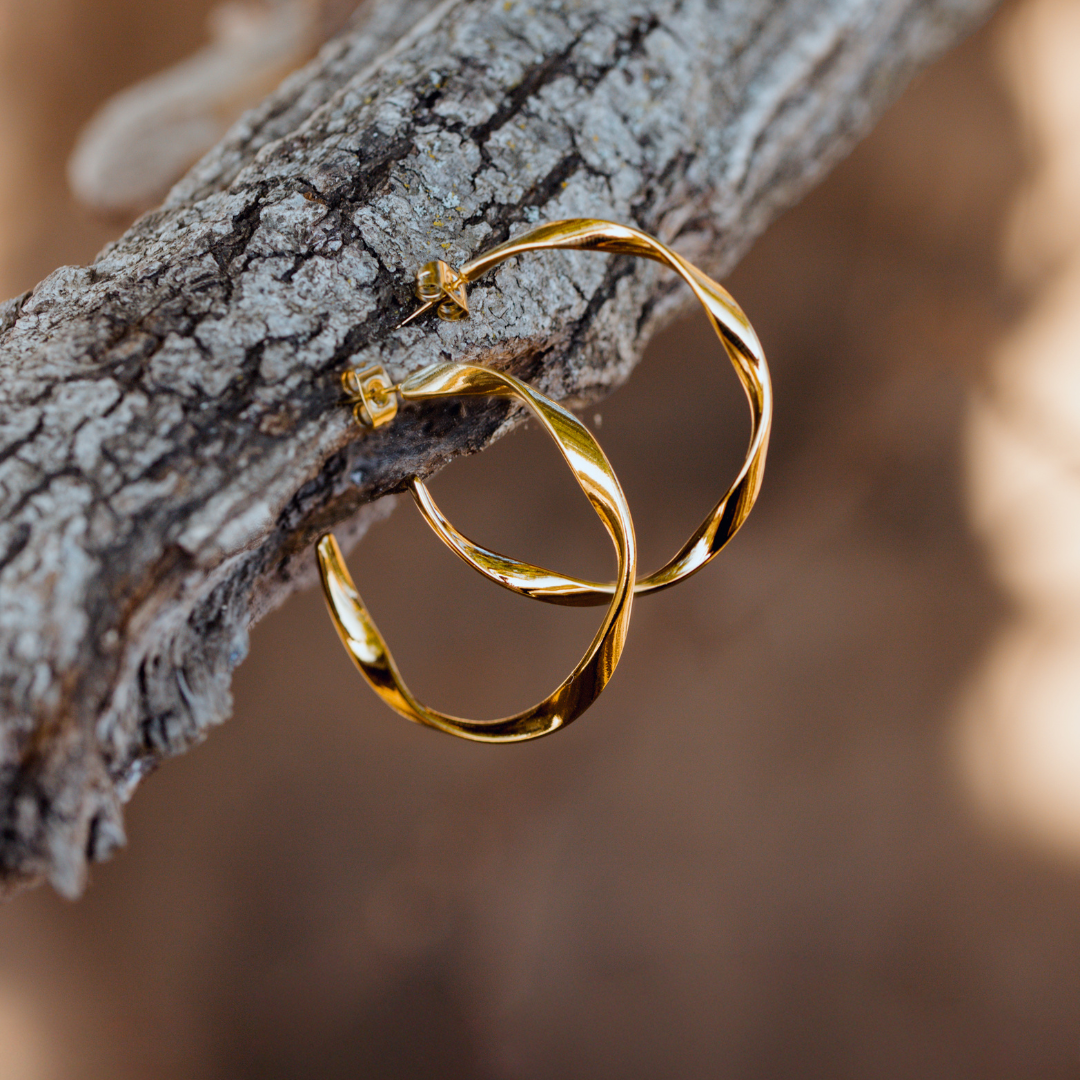 Sahira Hoop Studs Medium Silver