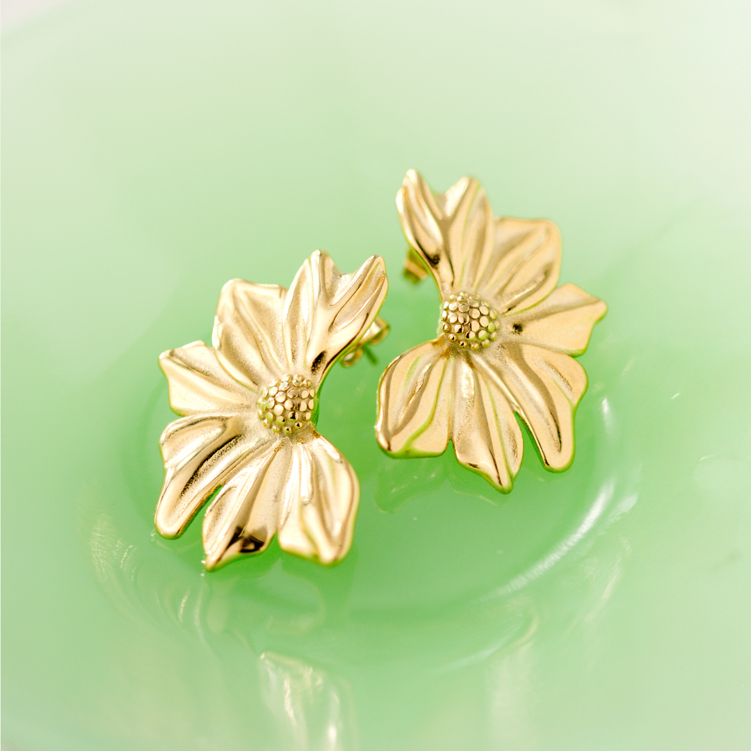 Eternal Bloom Studs Silver