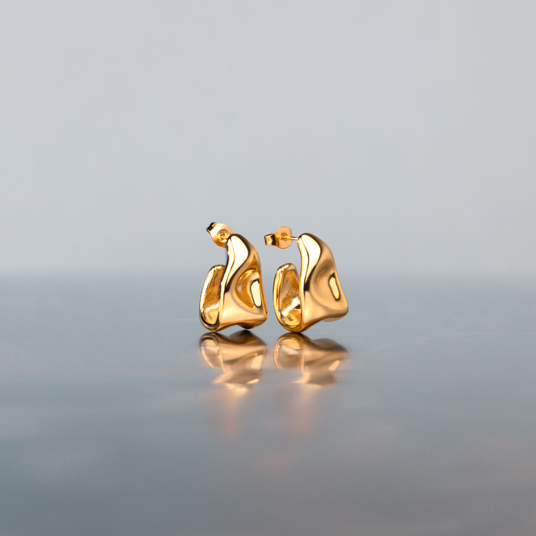 Liquid Shape Studs Silver