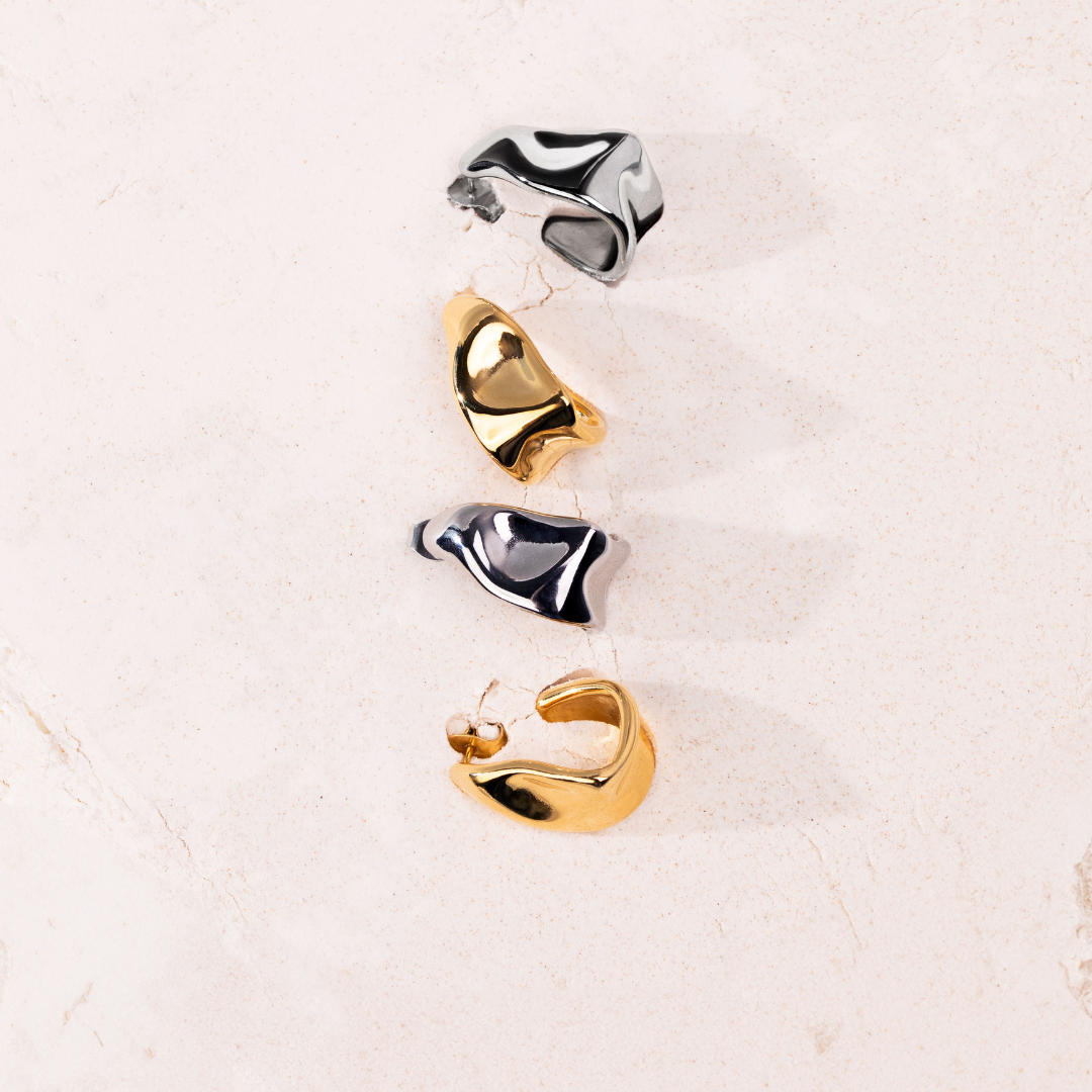 Liquid Shape Studs Silver