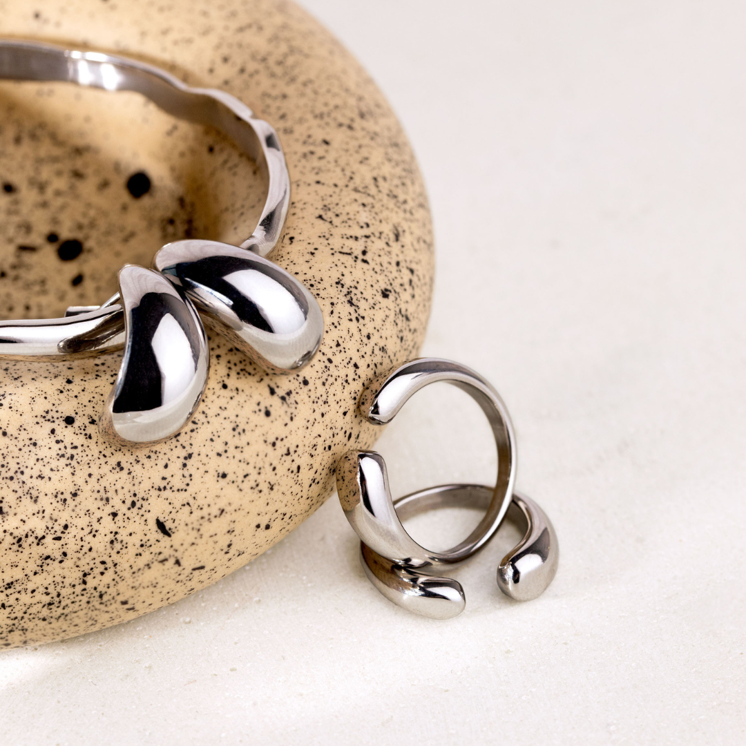 Huggie Ring Silver
