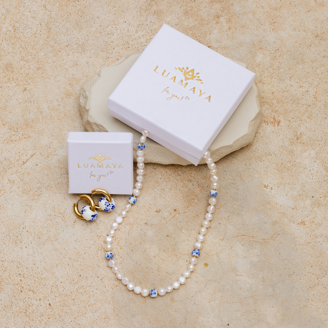 Flower Tile Pearl Necklace Rose Gold