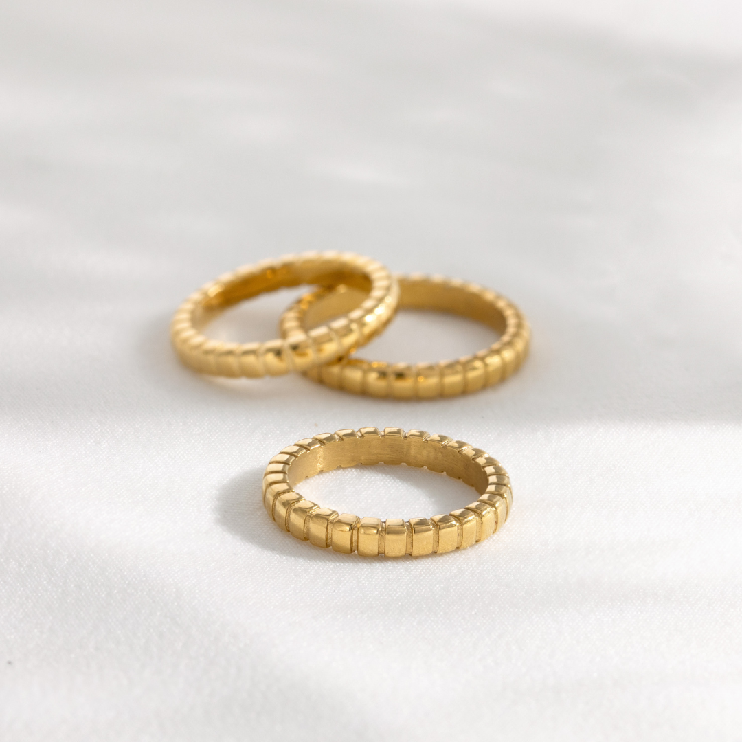 Striped Ring Thin Rose Gold