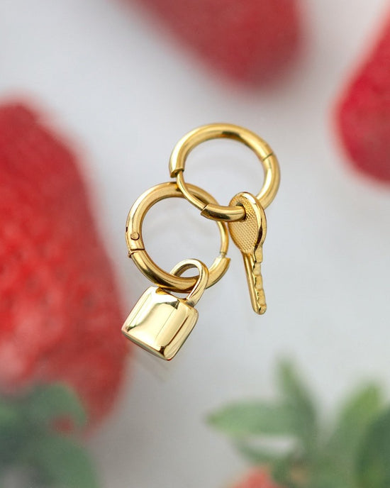 Lock in Hoop Set Small Silver