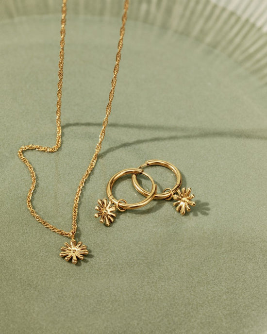 Flowery Hoop Set Medium Silver