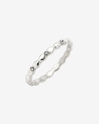 [[Color:Silver]]