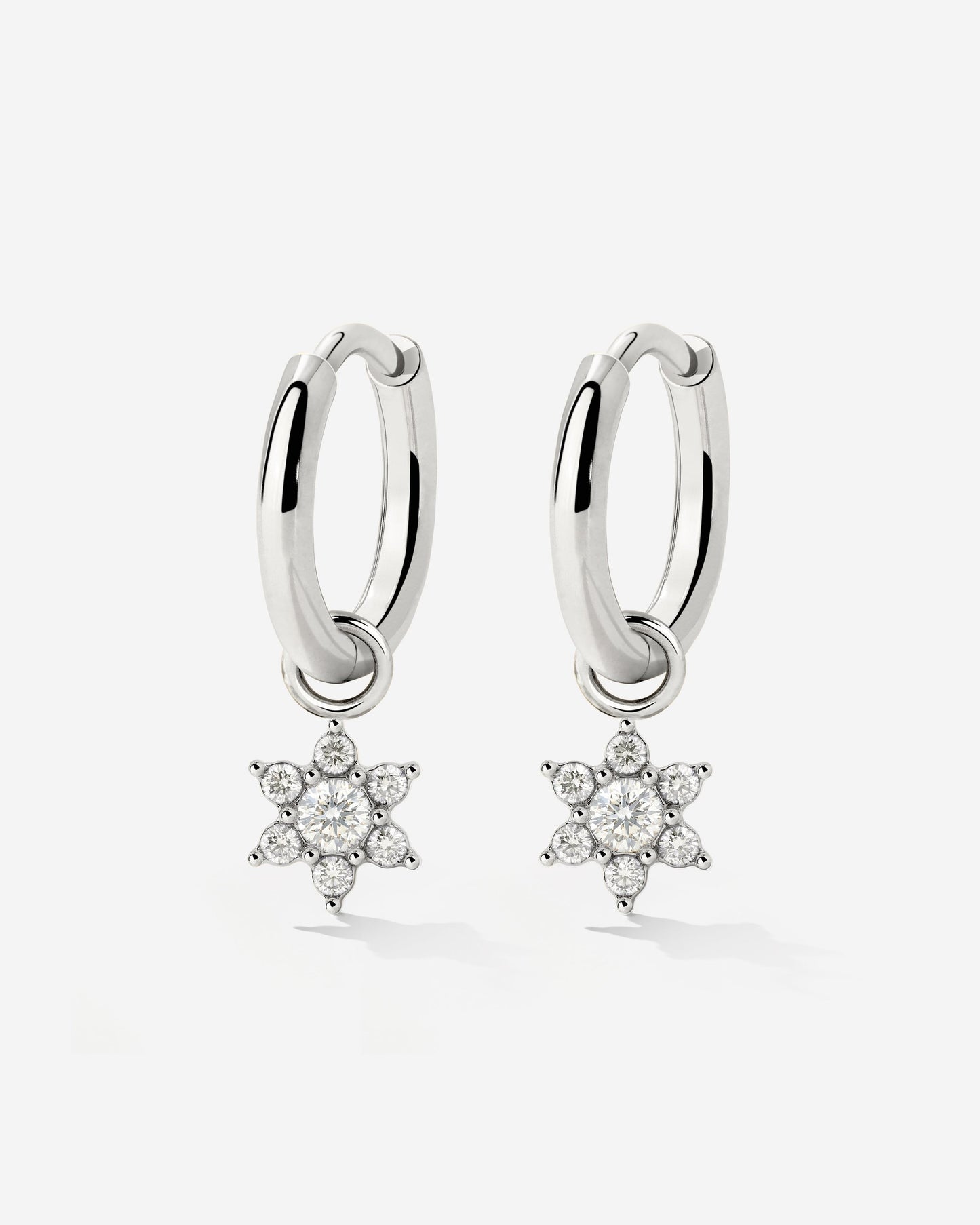 [[Color:Silver]]