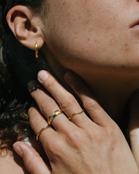 [[Color:Gold]]