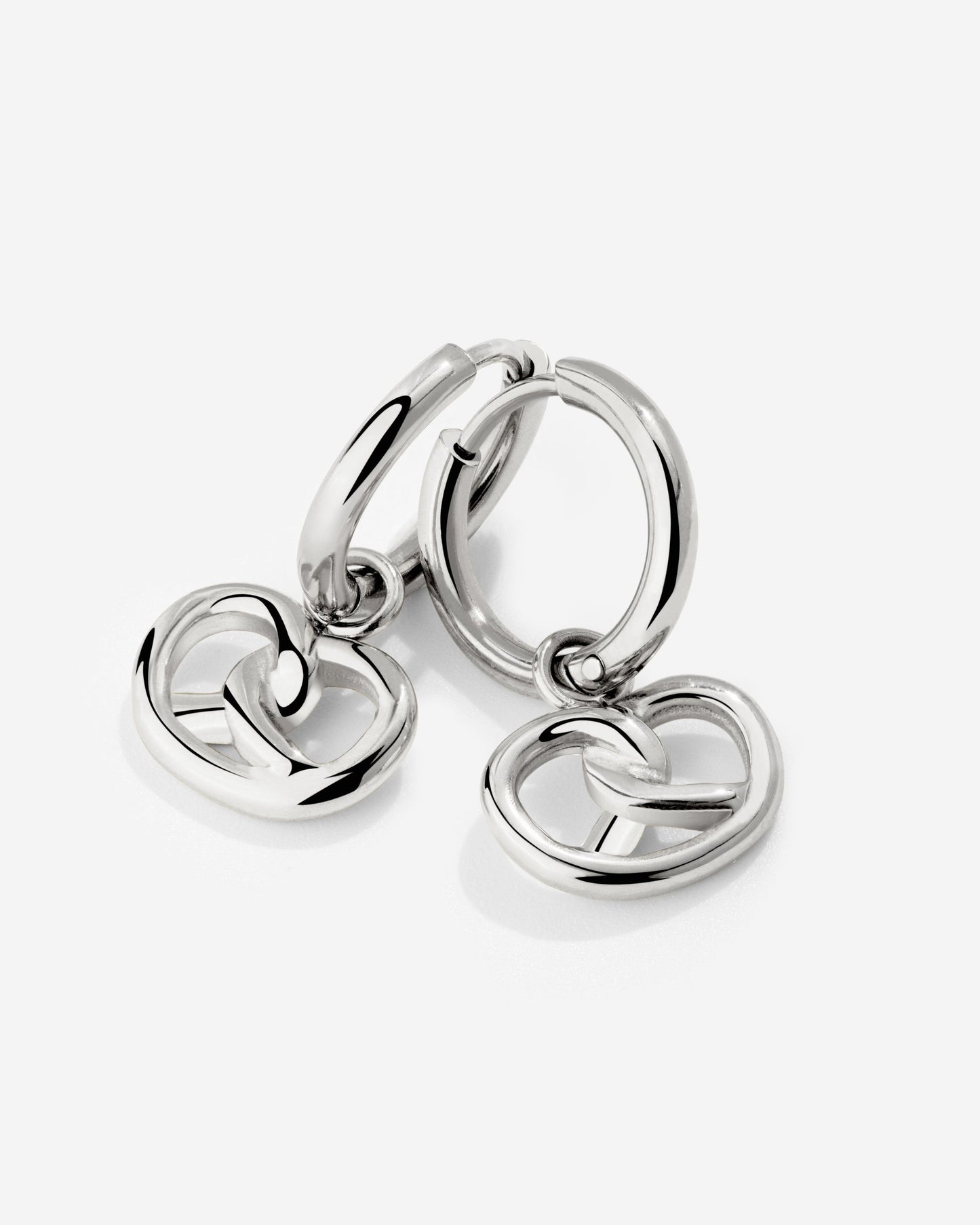 [[Color:Silver]]