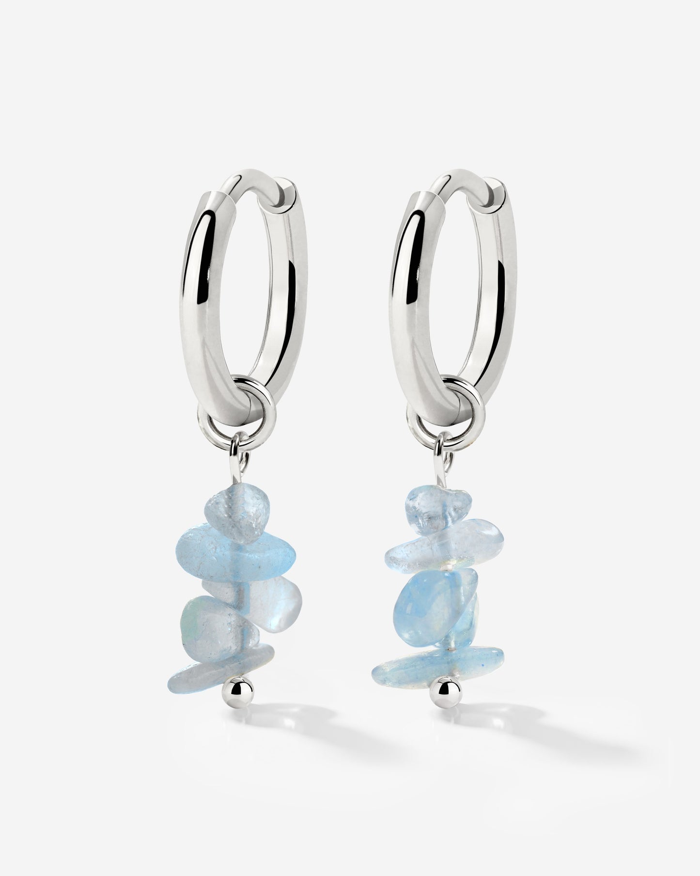 [[Color:Silver]]