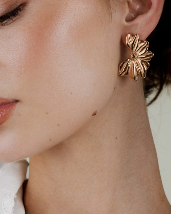Eternal Bloom Studs Rose Gold