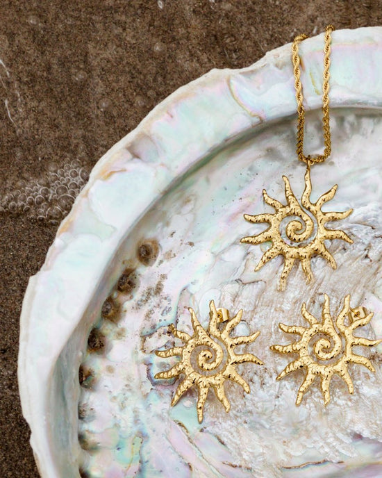 Soleil Studs gold