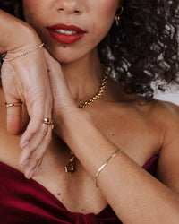 [[Farbe:Gold,shopthelook]]