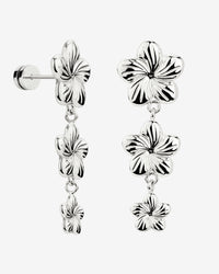 [[Color:Silver]]