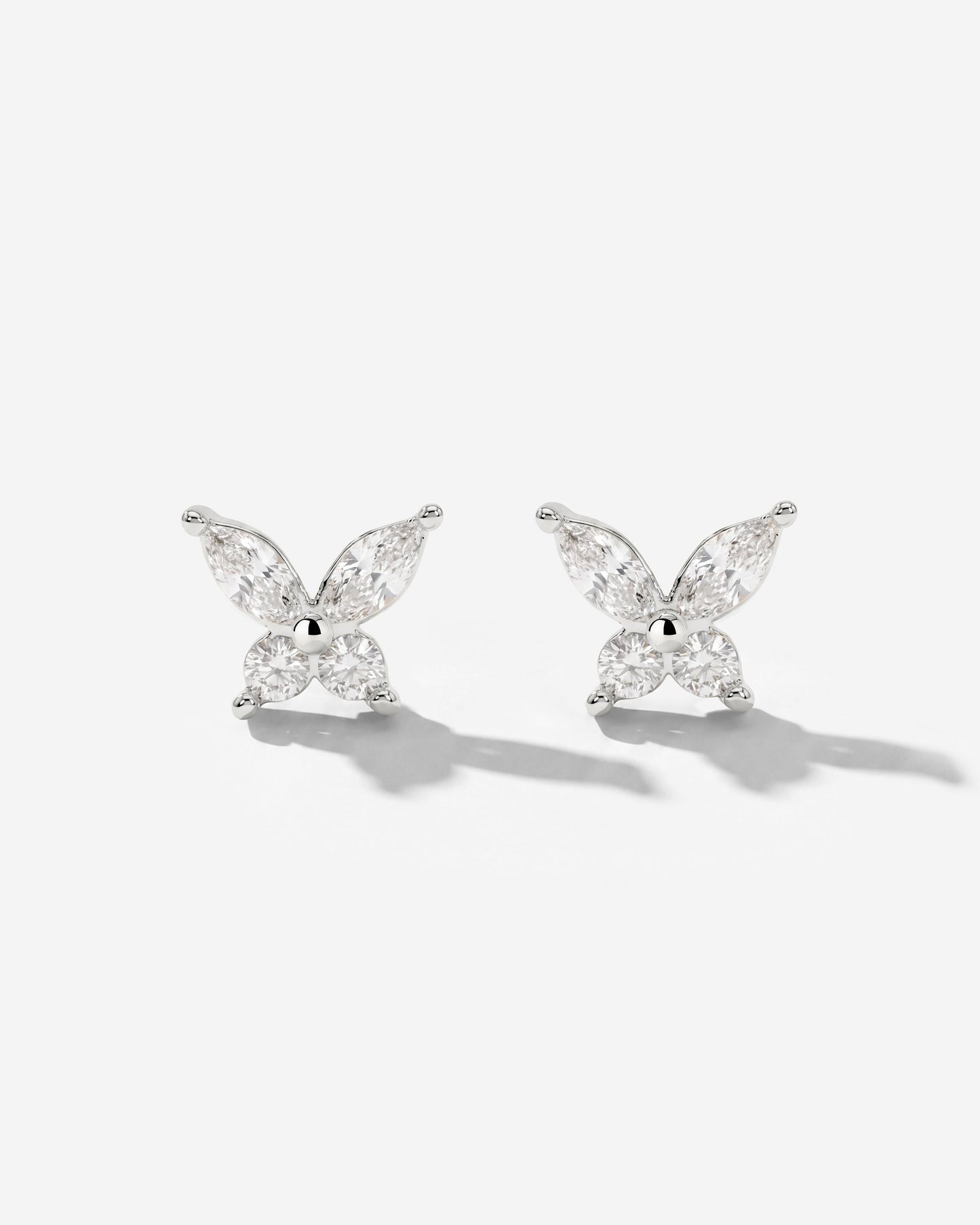 [[Color:Silver]]