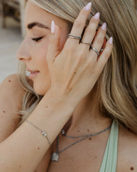 [[Farbe:Silber,shopthelook]]