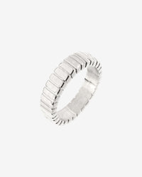 [[Farbe:Silber]]