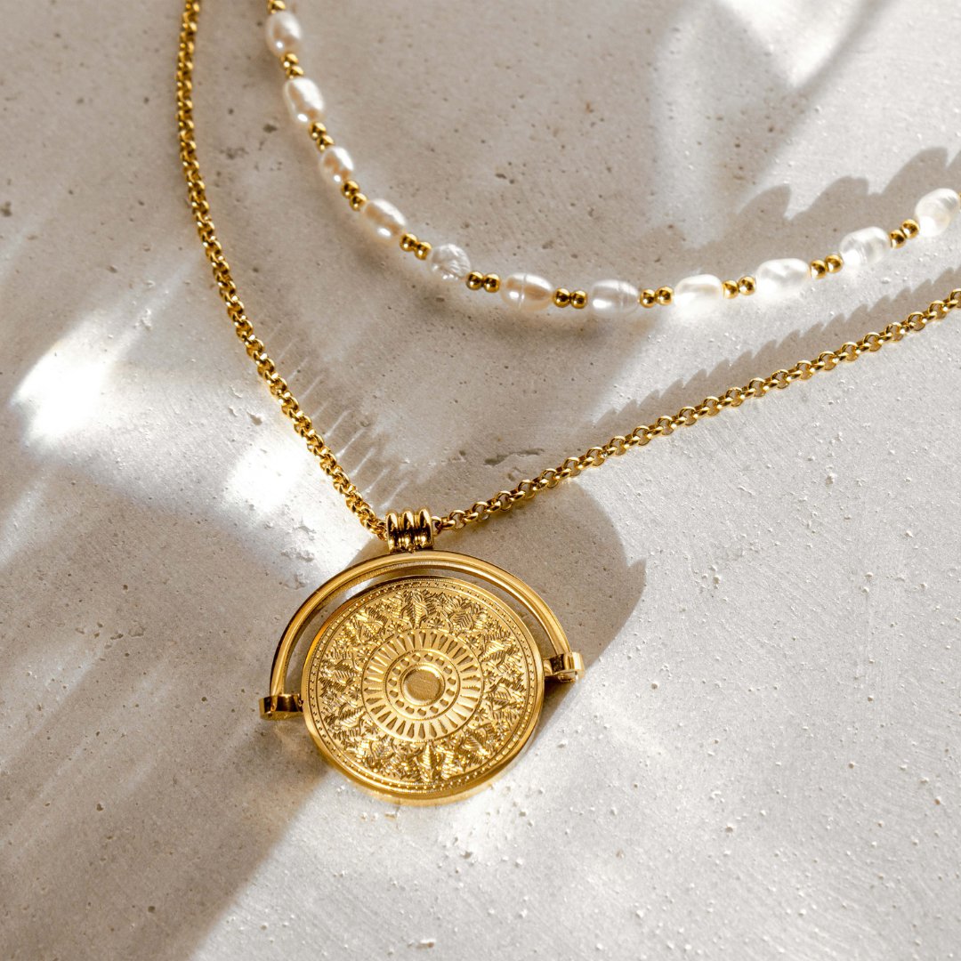 Mesmerize Necklace gold