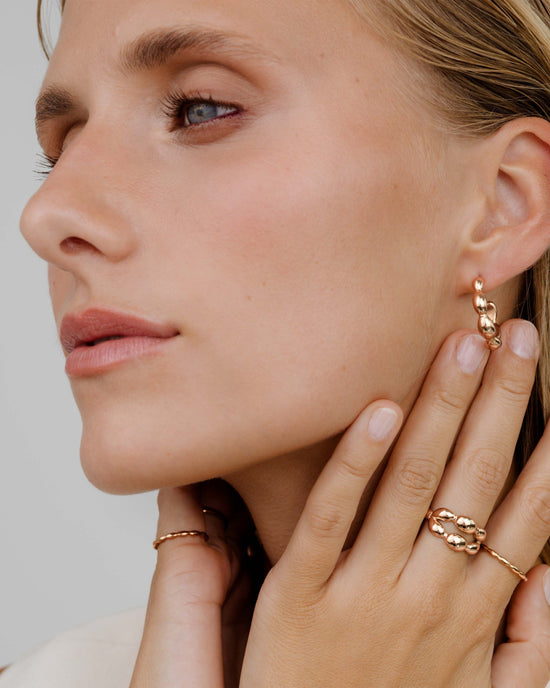 Graceful Curves Ring Rose Gold