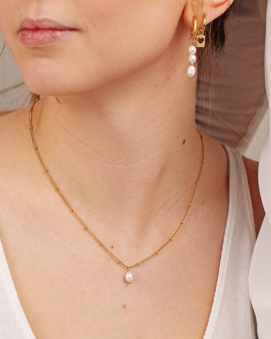 Baby Pearl Necklace Gold