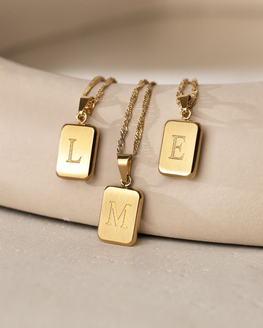 [[Color:gold]]
