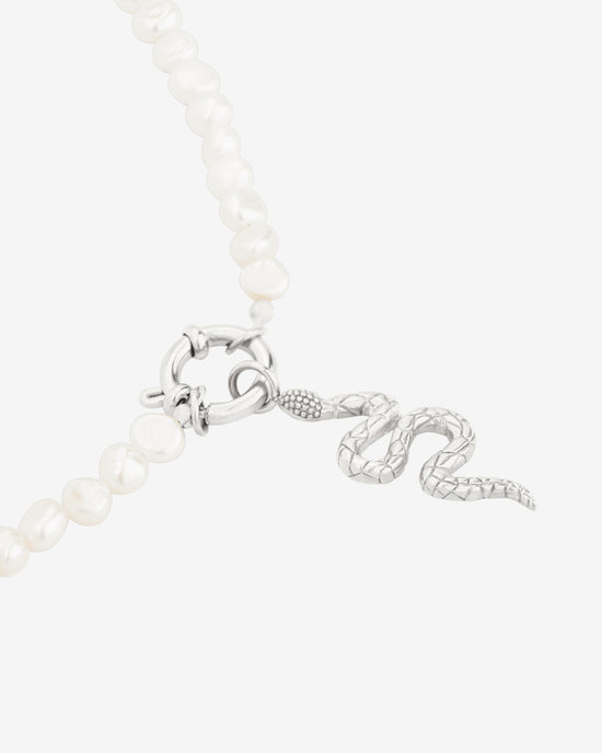 Lola Power Pearl Necklace Set Silver