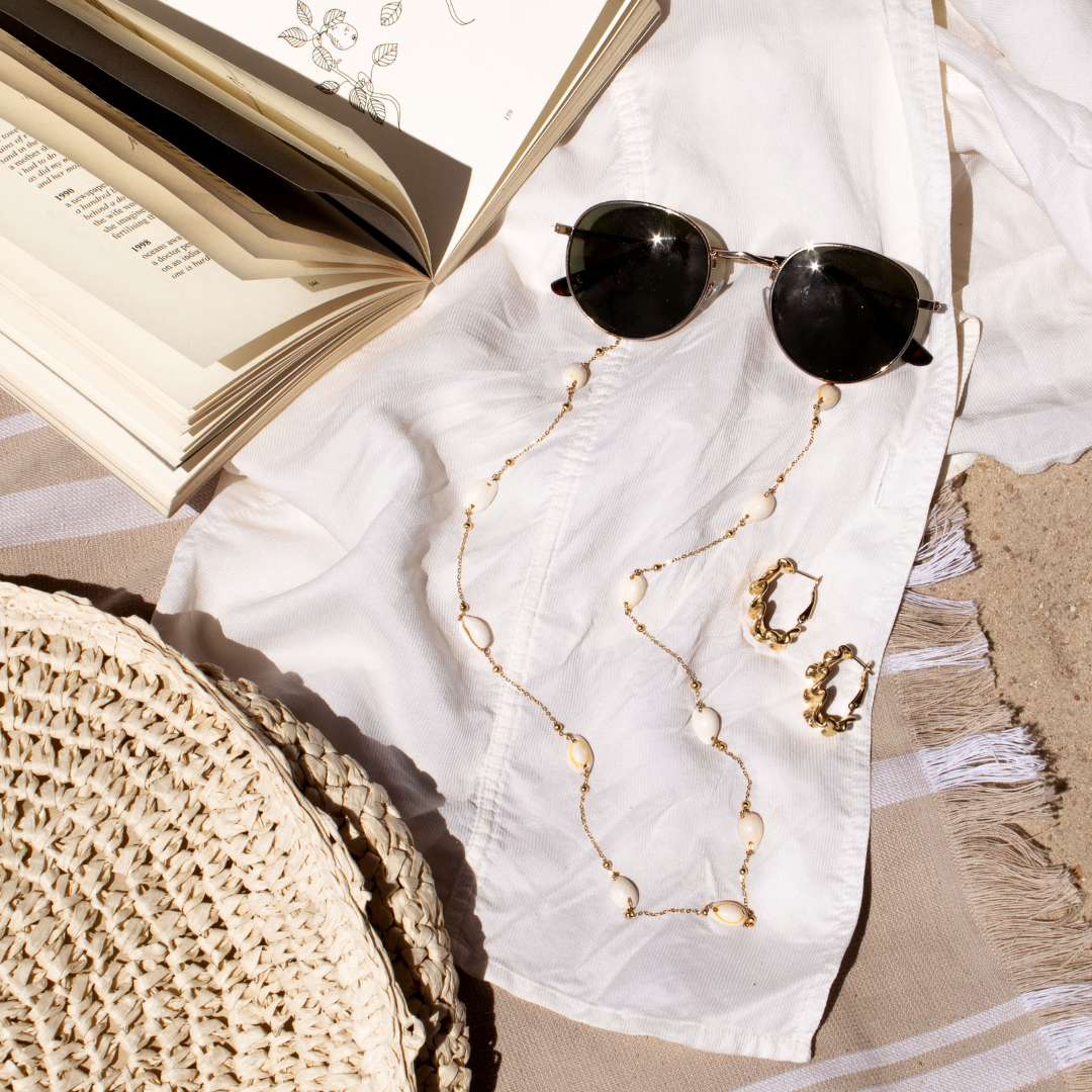 Beach Babe Sunglasses Chain Gold