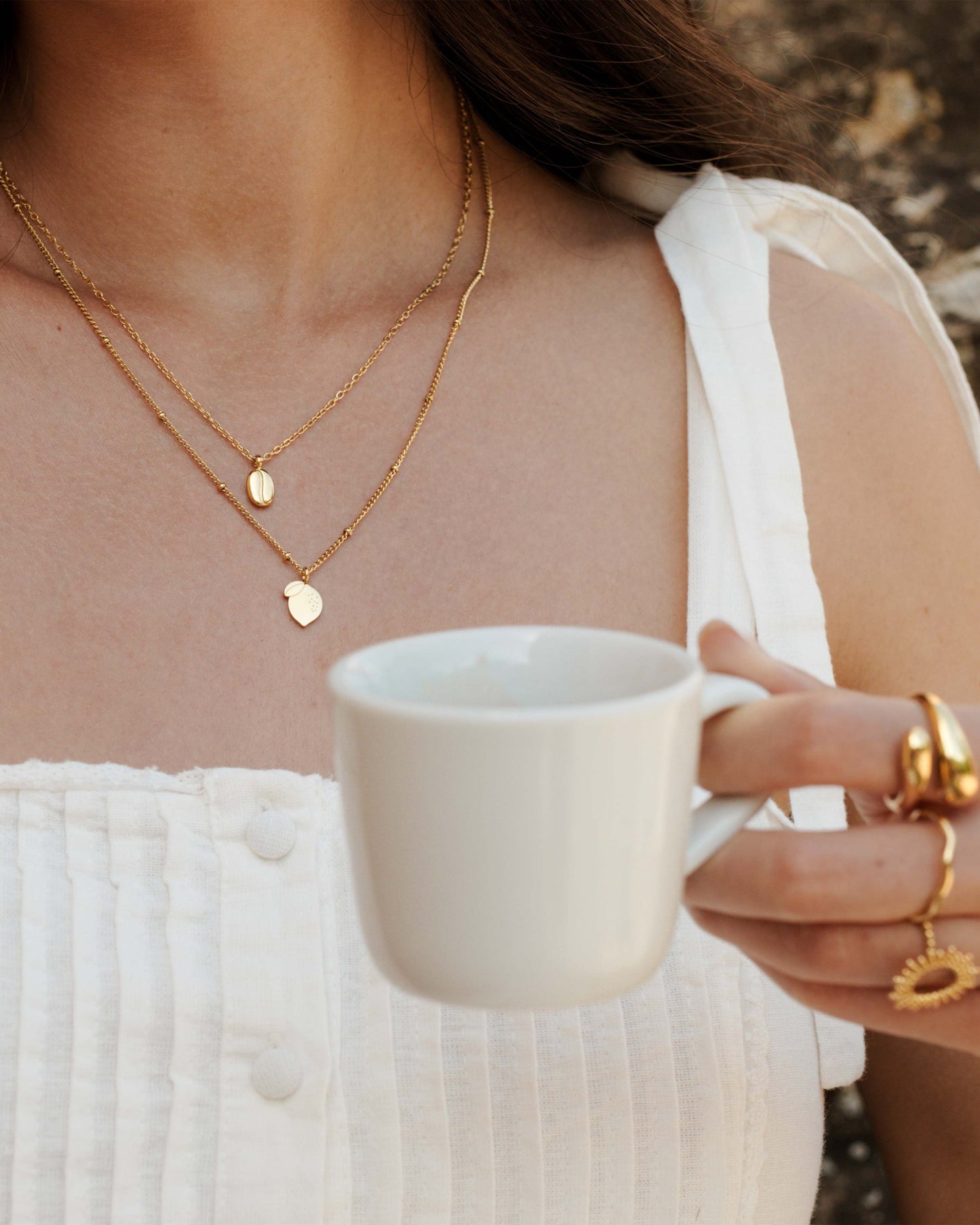 [[Color:Gold,shopthelook]]