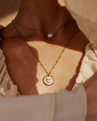[[Color:Gold,shopthelook]] lua-283