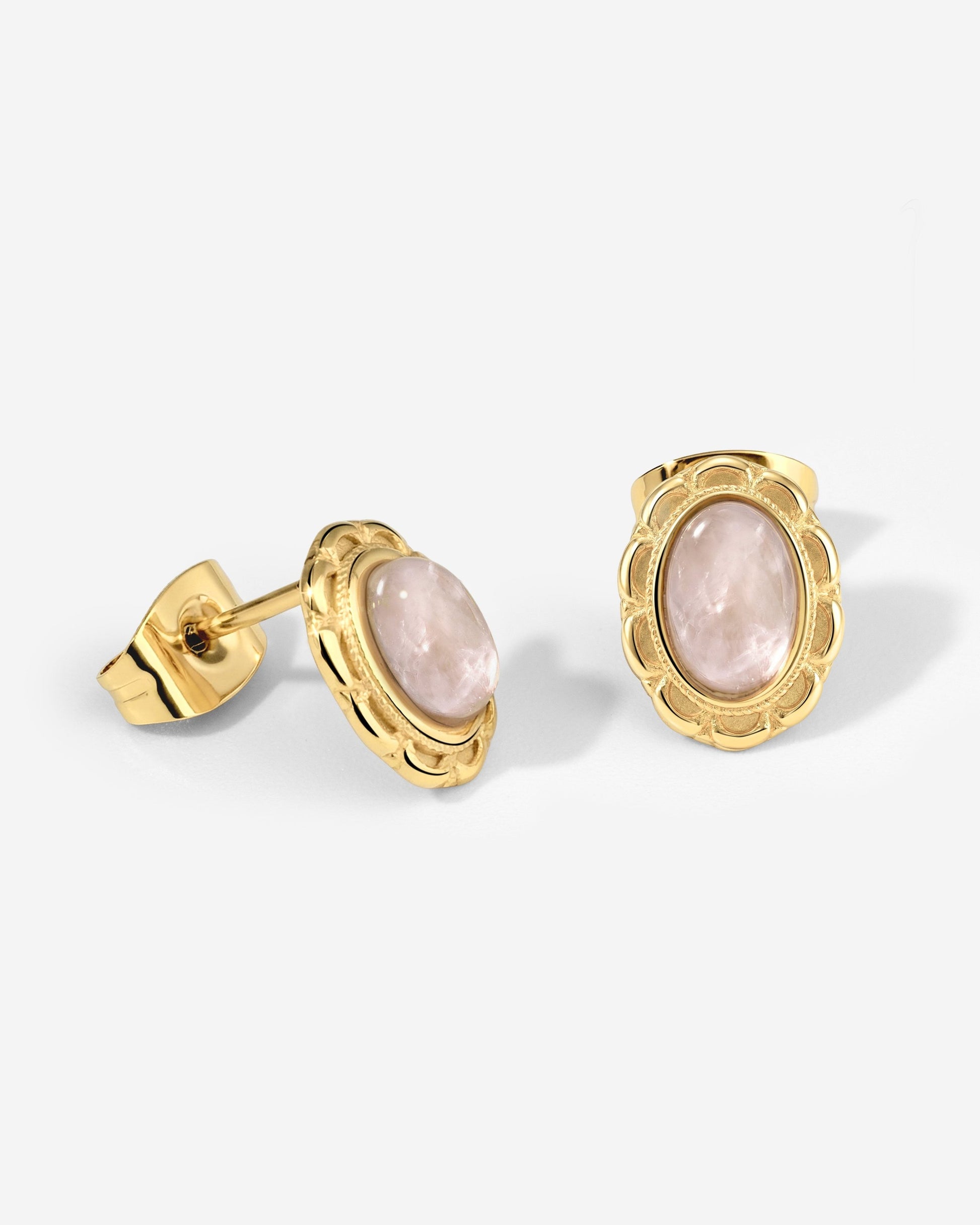Heirloom Studs Gold