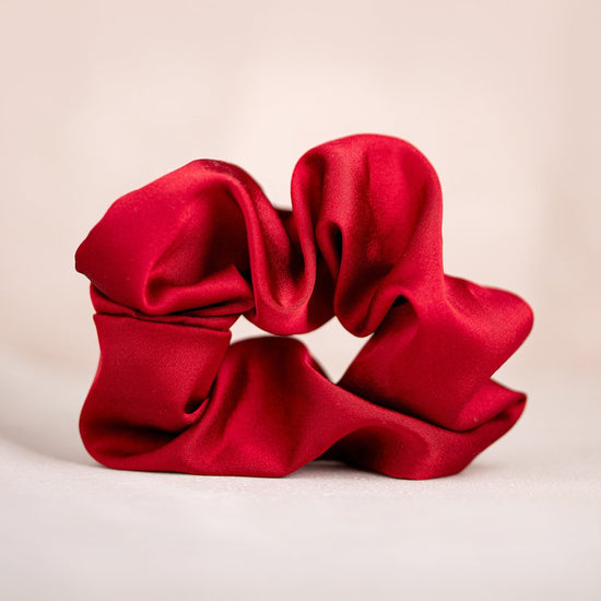 FREE Shimmering Scrunchie Medium Lipstick Red