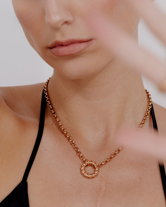 Twisted Donut Necklace Rose Gold