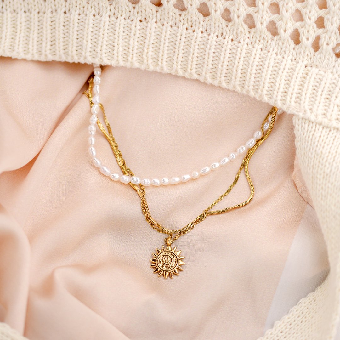 [[Farbe:Gold]]