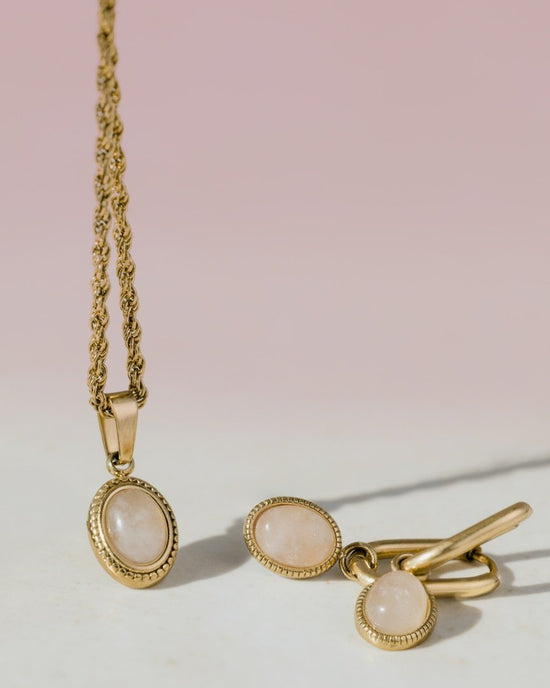 Blush Quartz Oval Hoop Set Baby gold