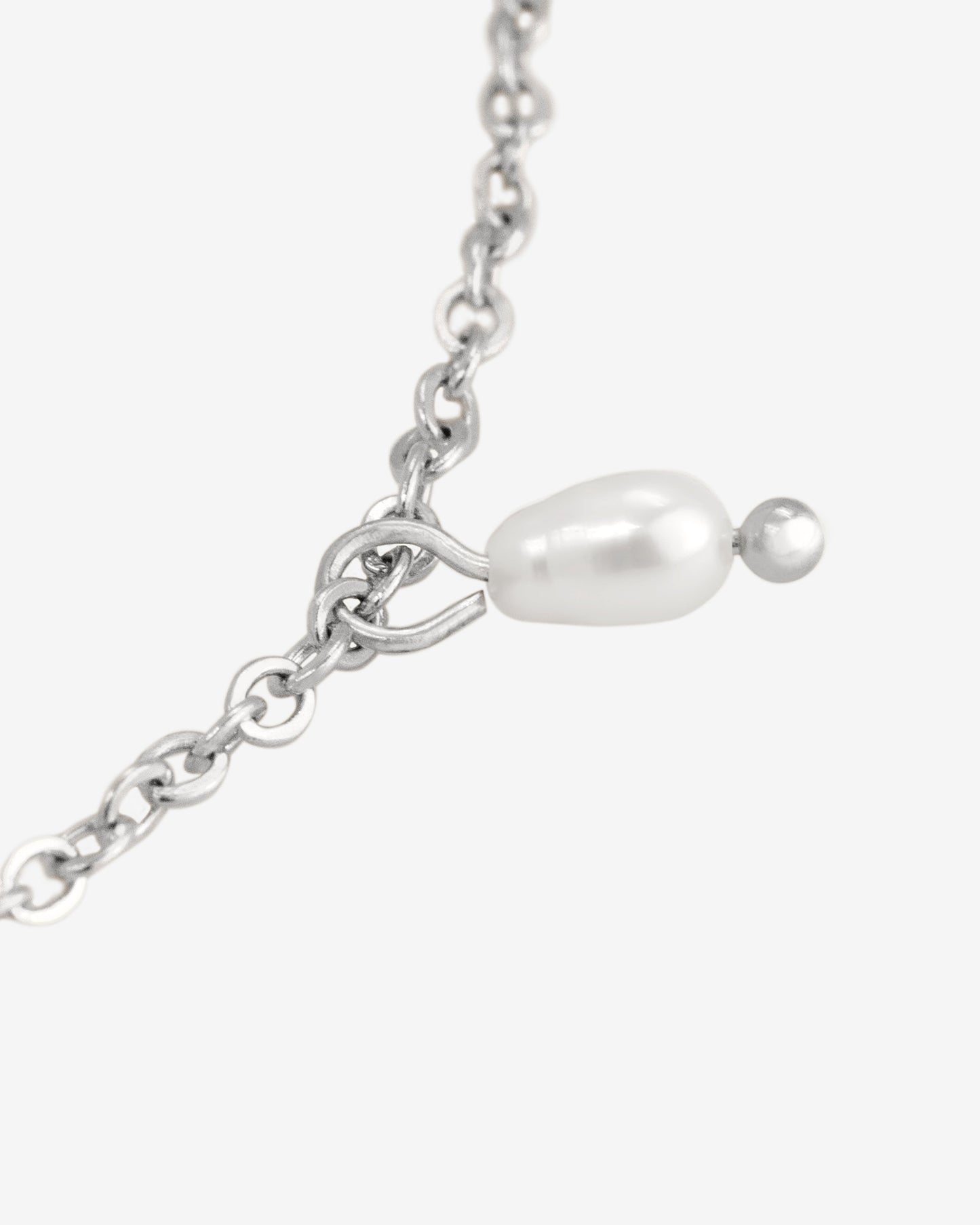 [[Color:Silver]]