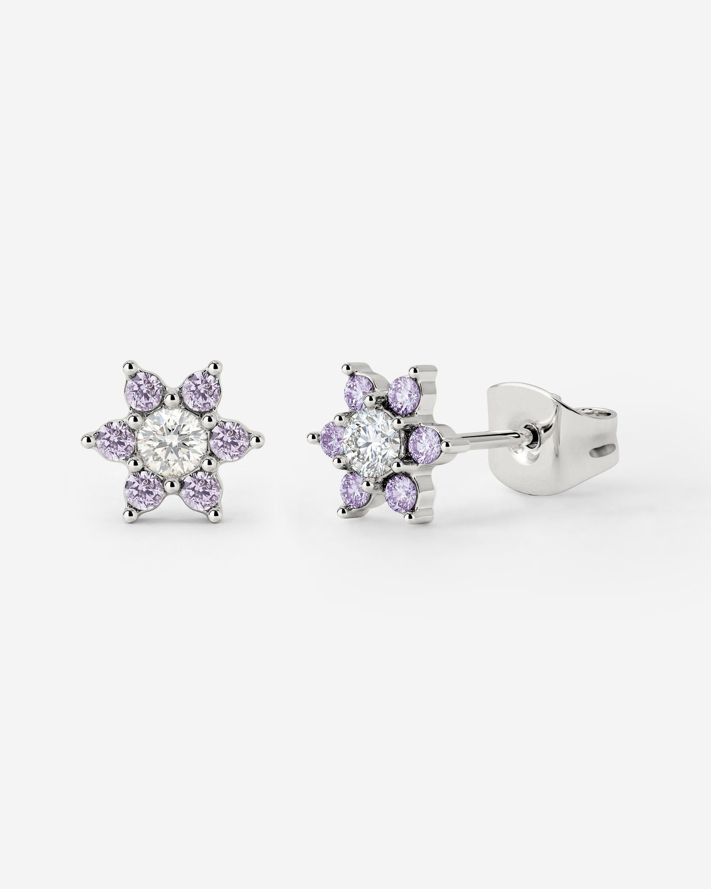 [[Color:Silver]]