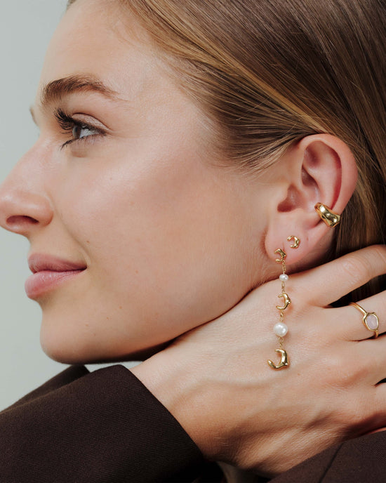 Alluring Anne Studs gold