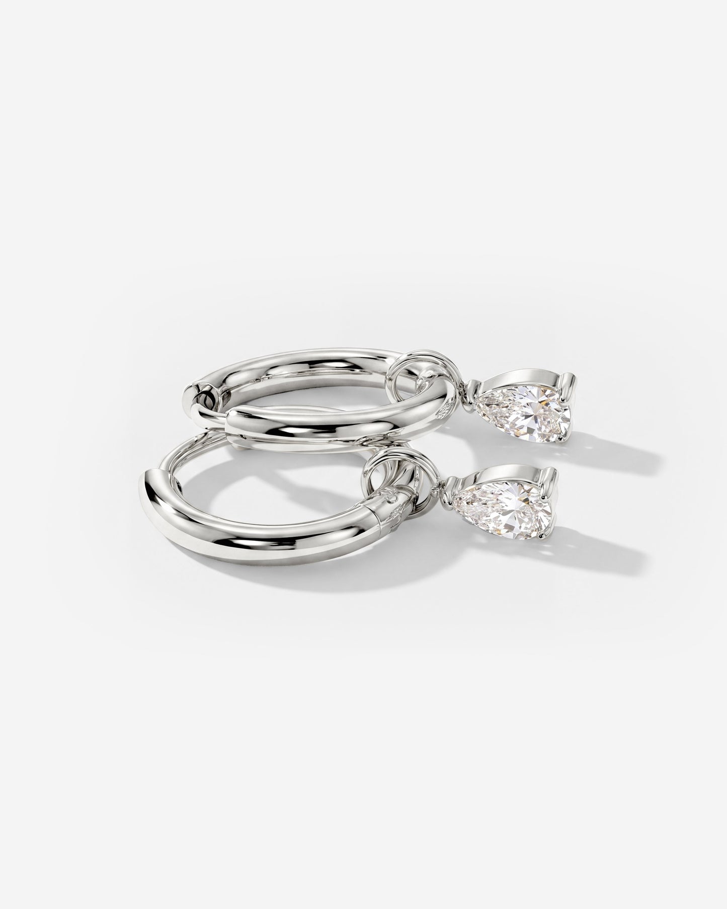 [[Color:Silver]]