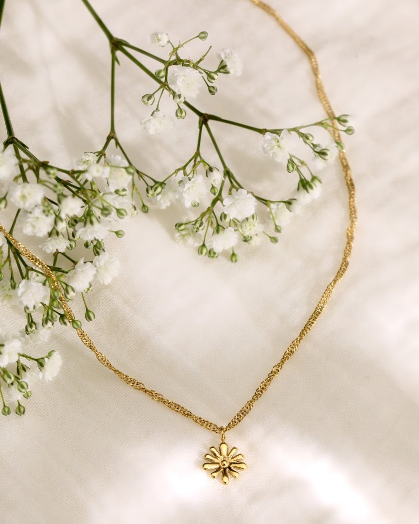 Flowery Necklace Rose Gold