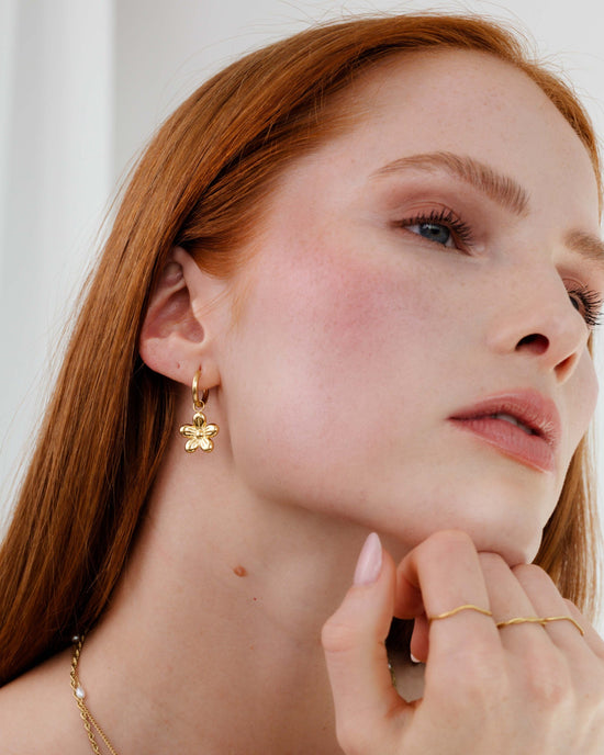 Blossom Hoop Set Small Gold